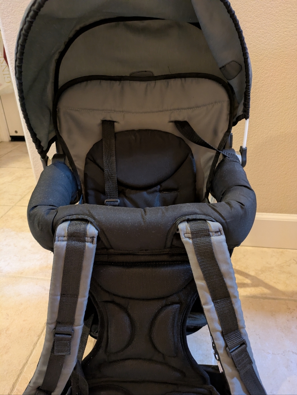 Chicco SmartSupport Backpack Carrier Gray/ Black Aluminum Lightweight - Picture 5 of 11